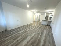 Eladó téglalakás, III. kerületben 109.9 M Ft, 3 szobás