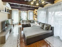 Eladó családi ház, Kecskéden 154.9 M Ft, 5 szobás