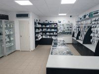 Eladó üzlethelyiség