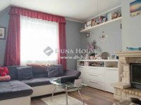 Eladó családi ház, Szentendrén 119.9 M Ft, 4 szobás