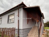 Eladó családi ház