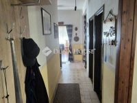 Eladó családi ház, Gödöllőn 129 M Ft, 7 szobás