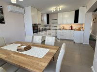 Eladó családi ház, Velencén 218.5 M Ft, 4 szobás