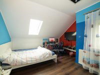 Eladó családi ház, Cegléden 86.9 M Ft, 4+1 szobás