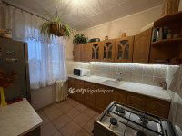 Eladó panellakás, Nyíregyházán 48.9 M Ft, 3 szobás