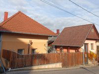 Eladó családi ház