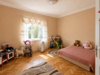 Eladó családi ház, Újszászon 35 M Ft, 4 szobás