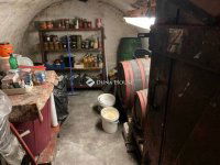 Eladó családi ház, Pécsett 16.999 M Ft, 1 szobás