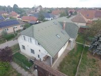 Eladó családi ház, Vecsésen 149.9 M Ft, 7+2 szobás