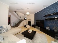 Eladó családi ház, II. kerületben 720 M Ft, 12 szobás