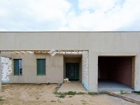 Eladó családi ház, Deszken 124.9 M Ft, 4 szobás