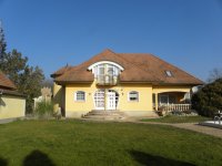 Eladó hotel, Mohácson 98 M Ft / költözzbe.hu