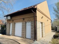 Eladó családi ház, Cegléden 70 M Ft, 4 szobás