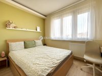 Eladó panellakás, Budaörsön 108 M Ft, 2+1 szobás