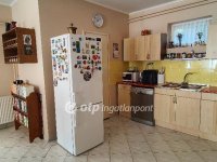 Eladó családi ház, Siklóson 77.9 M Ft, 3 szobás