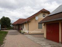 Eladó családi ház