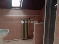 Eladó családi ház, Szentmártonkátán 77 M Ft, 6 szobás