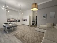 Kiadó téglalakás, albérlet, V. kerületben, Petőfi Sándor utcában