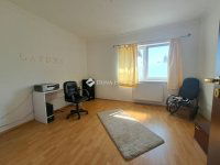 Eladó családi ház, Siklóson 52.9 M Ft, 4 szobás