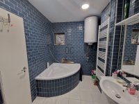 Eladó családi ház, Neszmélyen 35.5 M Ft, 2 szobás