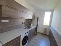 Eladó téglalakás, Tatabányán 44.9 M Ft, 3 szobás