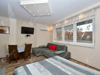 Kiadó téglalakás, albérlet, Szegeden 130 E Ft / hó, 1 szobás