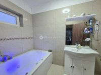 Eladó családi ház, Gyömrőn 120 M Ft, 7 szobás