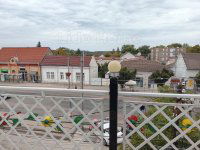 Eladó családi ház, Bicskén 150 M Ft, 7 szobás