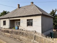 Eladó családi ház, Újcsanáloson 27.9 M Ft, 4 szobás