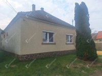 Eladó családi ház, Sarródon 44.5 M Ft, 2 szobás