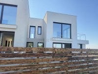 Eladó téglalakás, Vácon 175 M Ft, 4 szobás