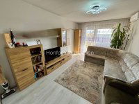 Eladó panellakás, Nyíregyházán 45.99 M Ft, 3 szobás