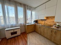 Eladó téglalakás, Vácon 64.9 M Ft, 2 szobás