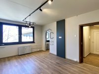 Kiadó panellakás, albérlet, Kecskeméten 140 E Ft / hó, 1 szobás