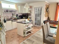 Eladó családi ház, Kapuváron 121 M Ft, 5 szobás