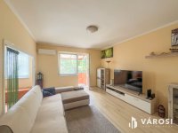 Eladó téglalakás, Békéscsabán 30 M Ft, 3 szobás