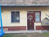 Eladó családi ház, Pócsmegyeren 79 M Ft, 5 szobás