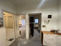 Eladó családi ház, Pécsett 59 M Ft, 5 szobás