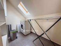 Eladó téglalakás, Pilisvörösváron 67.5 M Ft, 2 szobás