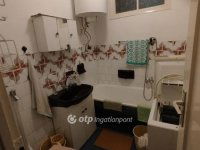 Eladó téglalakás, Pécsett 33.8 M Ft, 2 szobás