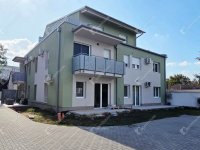 Eladó téglalakás, Székesfehérvárott 106 M Ft, 4 szobás