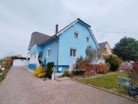 Eladó családi ház, Nemesgulácson 139 M Ft, 8 szobás