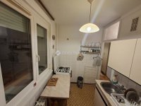 Eladó panellakás, Szegeden 62.9 M Ft, 3+1 szobás