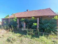 Eladó családi ház, Jászladányon 6.5 M Ft, 2 szobás