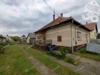 Eladó családi ház, Izsákon 32.5 M Ft, 4 szobás