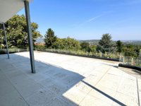 Eladó családi ház, III. kerületben 1100 M Ft, 16 szobás