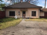 Eladó ipari ingatlan, Cegléden 220 M Ft / költözzbe.hu