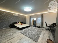 Eladó családi ház, Kecskeméten 219 M Ft, 5 szobás