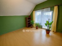 Eladó családi ház, Ercsiben 99 M Ft, 6 szobás