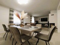 Eladó családi ház, Győrött 183.5 M Ft, 3+1 szobás